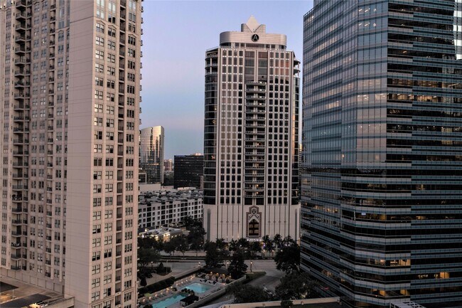 Photo - 1409 Post Oak Blvd Unit 902