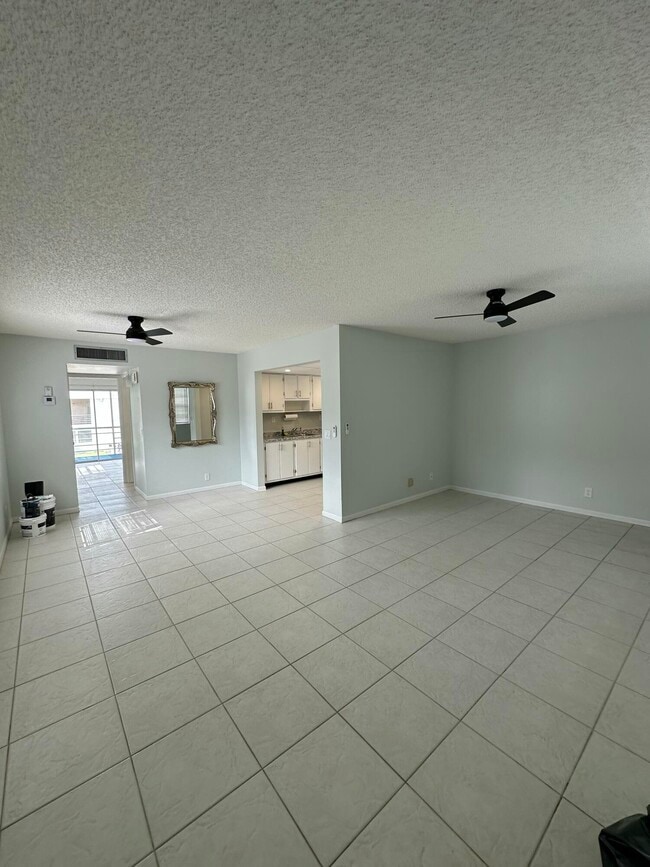 Building Photo - 79 Normandy Trail Rental
