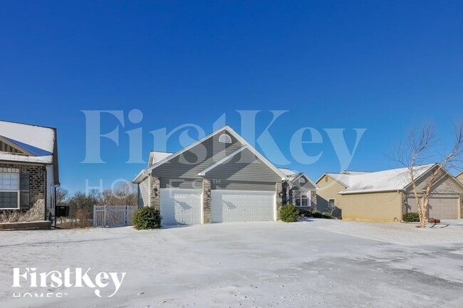 Photo - 221 Lonepine Dr