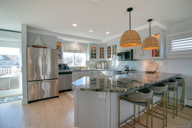 Photo - 99 Jupiter Point Rd