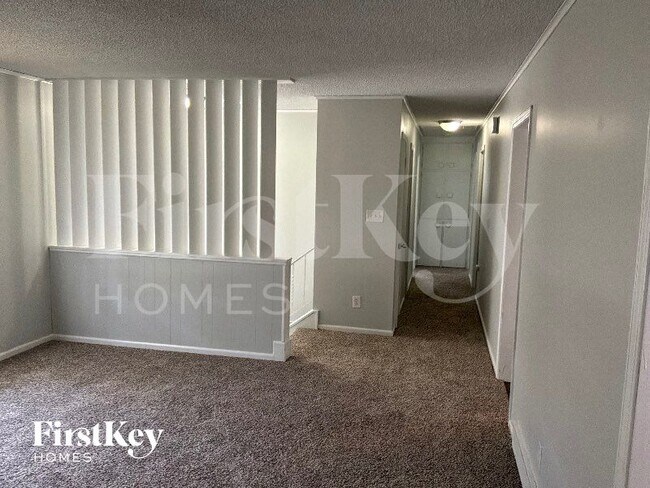Photo - 15403 East 43rd Terrace S