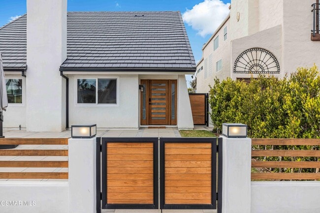 Photo - 5113 Whitecap St