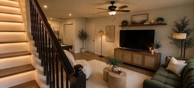 Photo - 2044 Shoreline Dr
