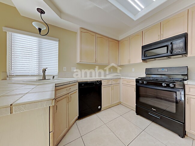 Photo - 8443 Chinook Candy Ct