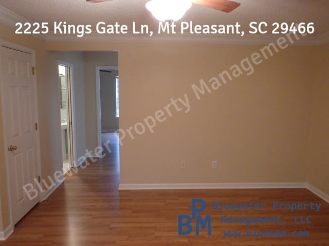 Photo - 2225 Kings Gate Ln