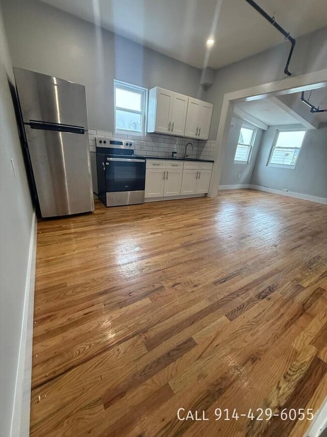 Photo - 103 Yonkers Ave