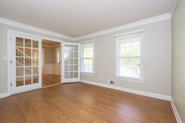 Photo - 1848 Kristen Mill Way