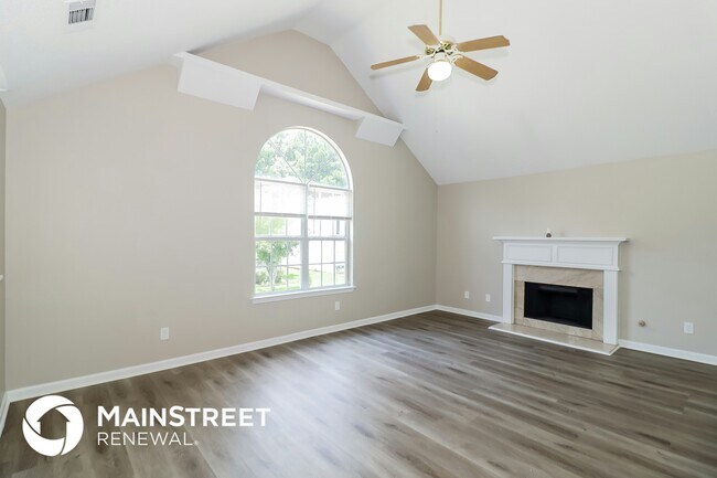 Photo - 2731 Rambling Way