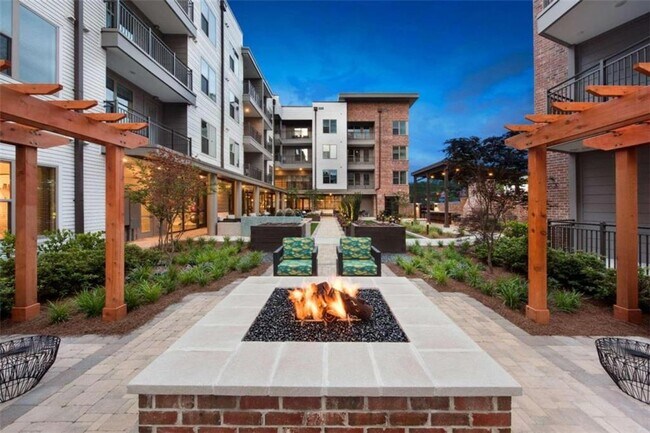 Photo - 1490 Ernest W Barrett Pkwy NW Unit 423