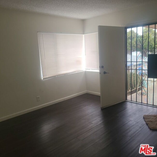 Photo - 2508 W El Segundo Blvd Unit F
