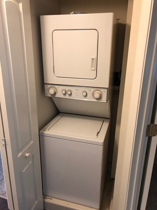 Classic in-unit washer/dryer