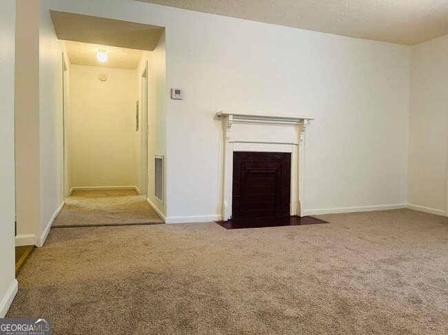 Photo - 615 Chattahoochee St