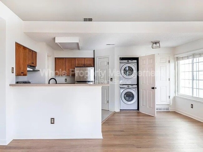 Photo - 886 S Reed Ct Unit Apt H