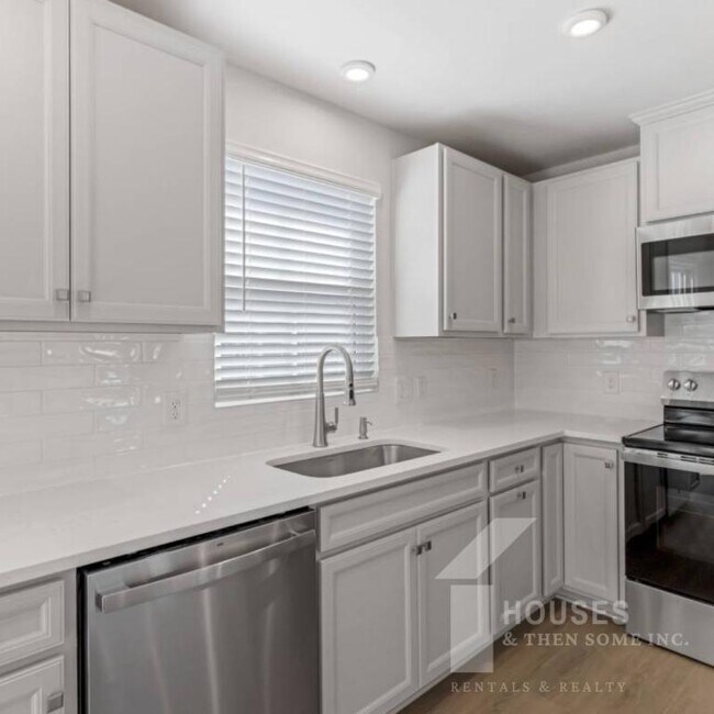 Photo - 1130 Bulrush Dr