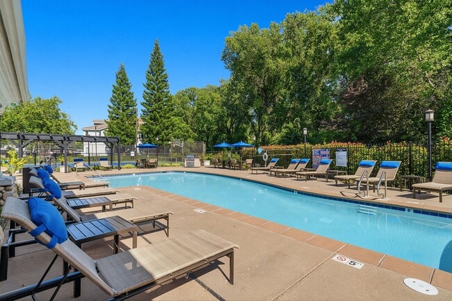 Preserve at Blue Ravine Apartments