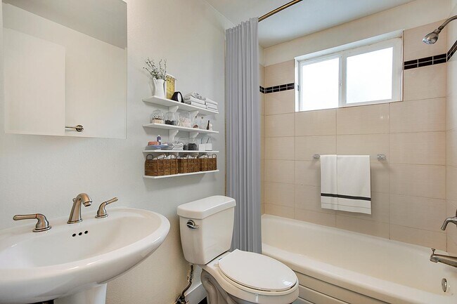 Photo - Lofts @ 1418