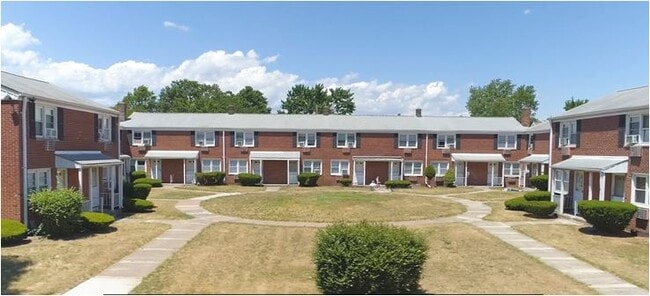 Summerfield Townhouses