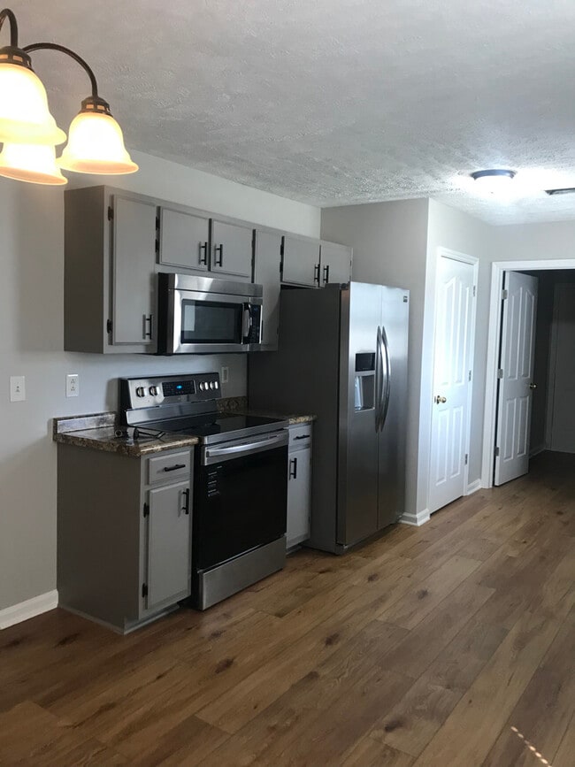 Photo - 1201 Lambeth Dr Unit 1201 Lambeth Dr
