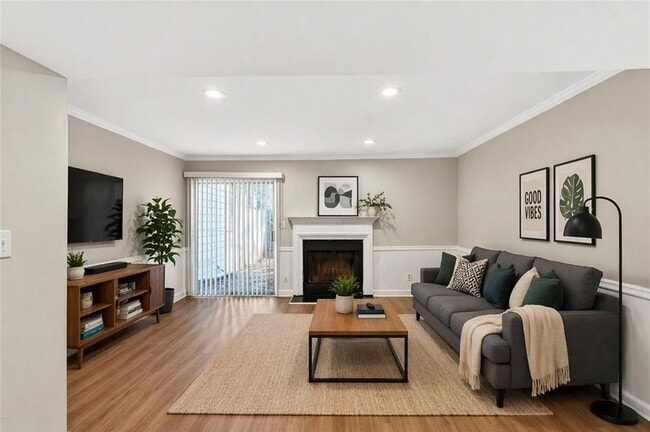 Photo - 3837 Moran Way