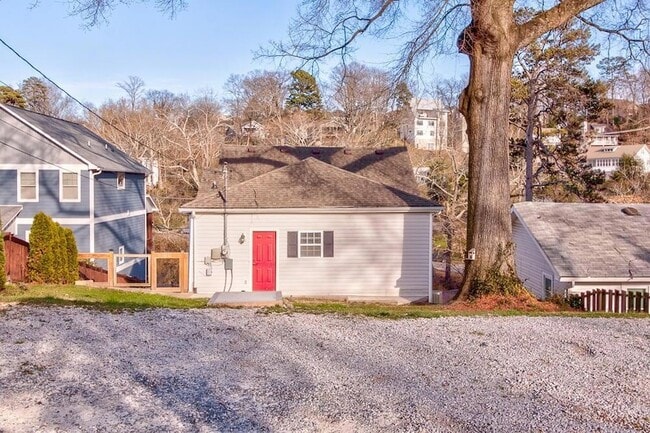 Photo - 1002 Boylston St