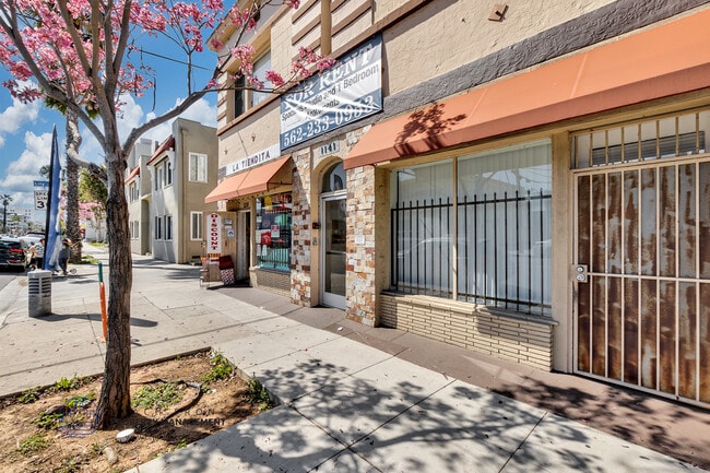 Photo - 1141 Pine Ave.