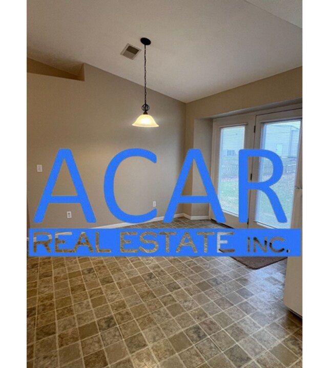 Photo - 2 bedroom, 1 bath duplex