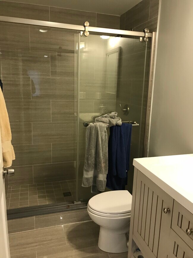 Photo - 275 Parker Hill Ave Unidad 3