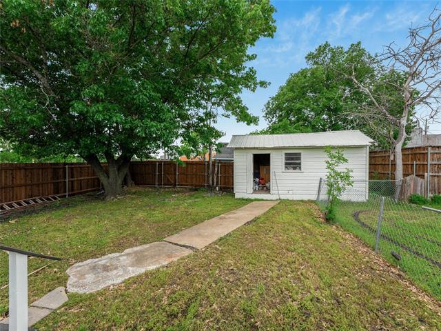 421 S Interurban St