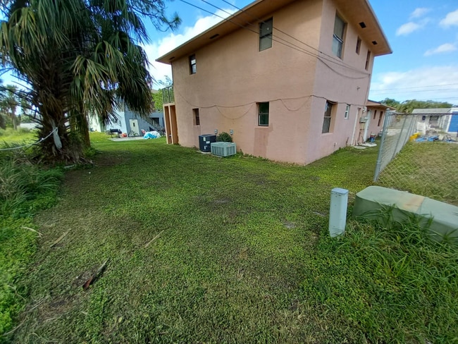 Building Photo - 1649 W 26th St Rental