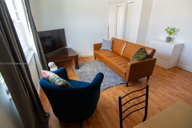 Photo - 753 Michigan Ave Unit 3D