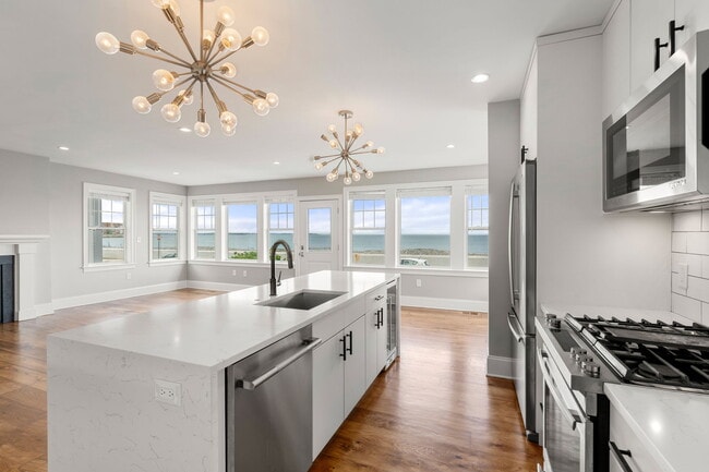 Photo - 176 Winthrop Shore Dr Unit 1