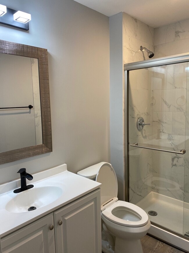 Photo - 15 Village Rd