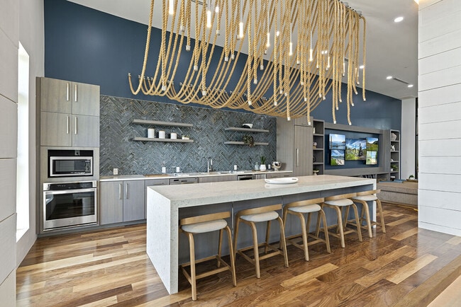 Photo - Evergreen 9 Mile