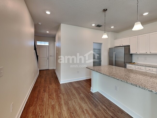 Photo - 4459 Reisswood Loop