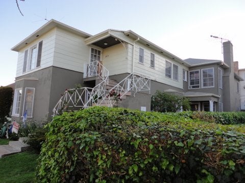 Building Photo - 1267 Devon Ave Unit 1267