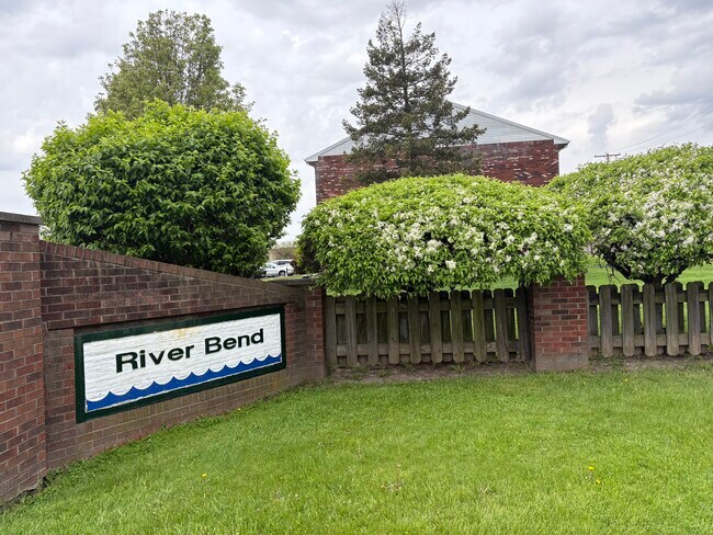 Photo - River Bend Apartments