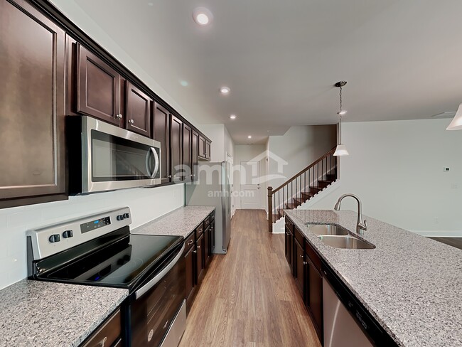 Photo - 416 Tributary Ln