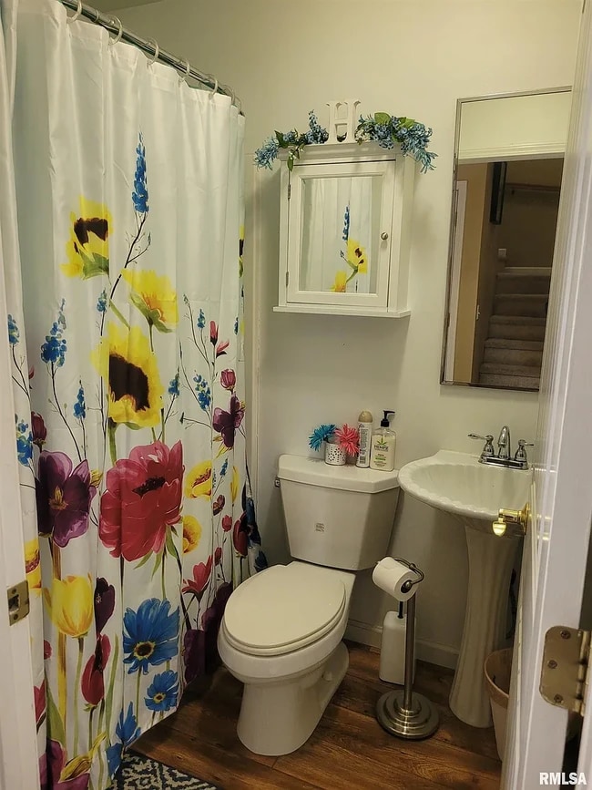 Photo - 1710 Lambert Ave