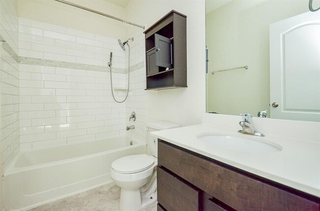 Building Photo - 25410 Champion Ridge Ct Rental