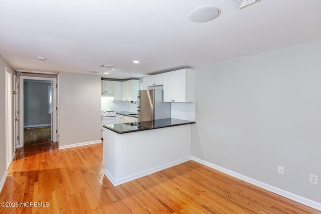 Photo - 2 Parmly St