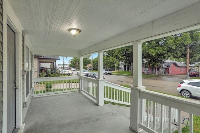 Photo - 707 N Tennessee St House