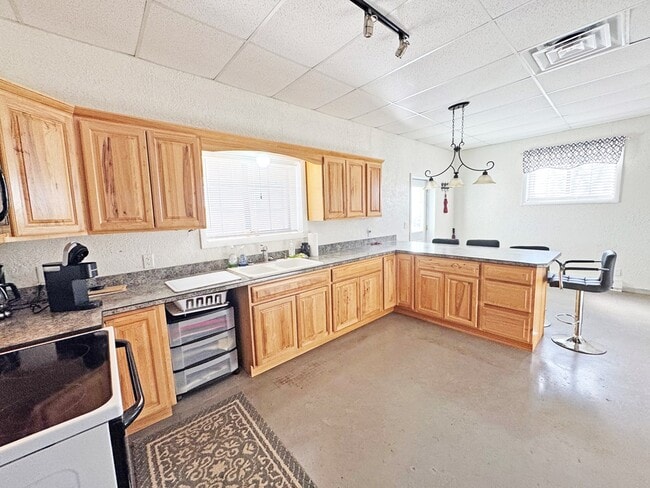 Photo - 47320 TX-118