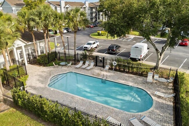 Photo - 2550 N Alafaya Trail Unidad 6111