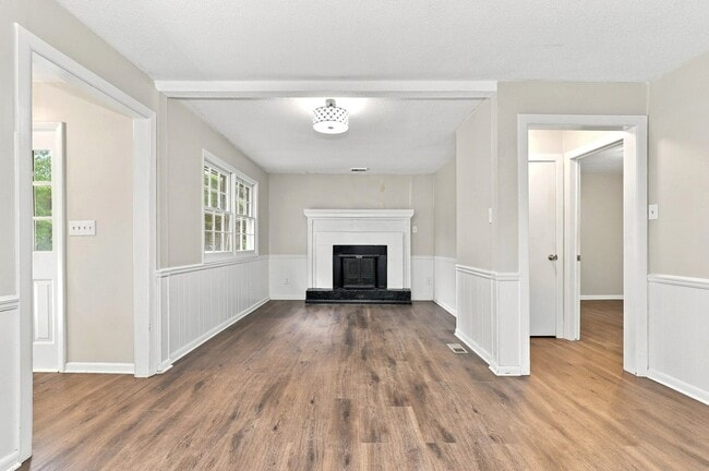 Photo - 8611 Belews Creek Rd