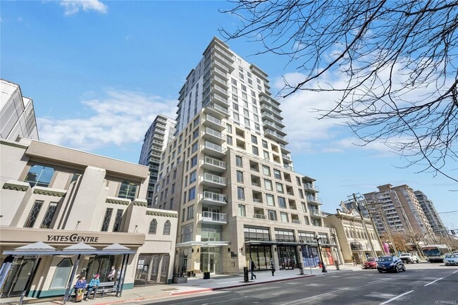 Photo - 848 Yates St