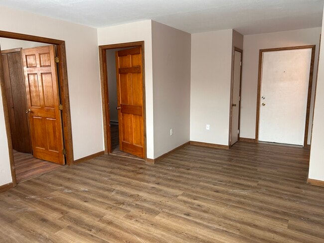 Building Photo - 5731 Telephone Rd