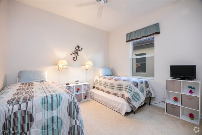 Building Photo - 6088 Dogleg Dr Rental