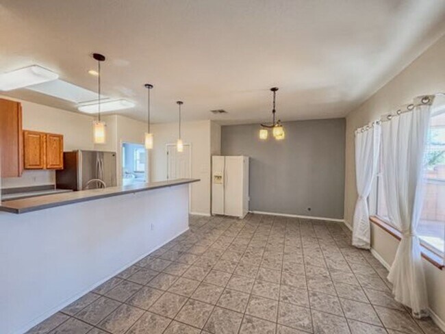 Photo - *MOVE IN SPECIAL* $350 OFF FIRST MONTH RENT! Spacious 4 Bedroom Home with Fireplace