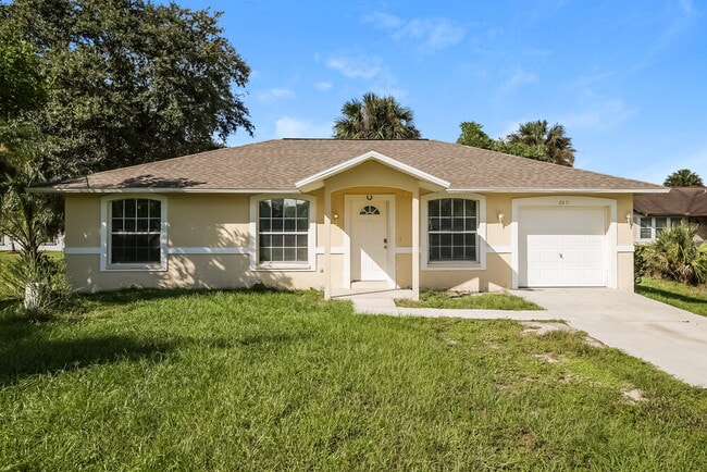 Building Photo - 2831 2nd Ave SE