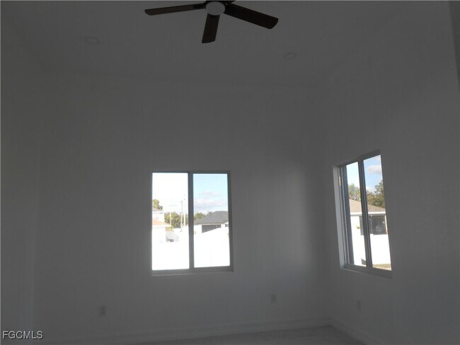 Building Photo - 3512 2nd St W